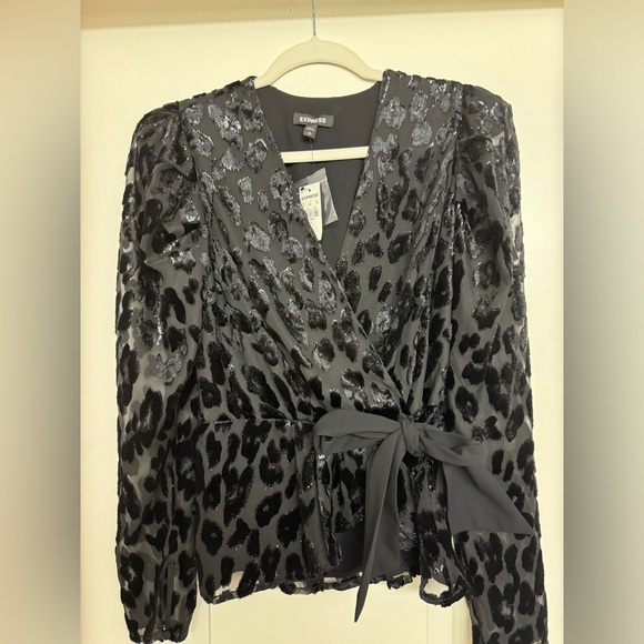 Express Black Metallic Leopard Top with Bow Size Small - Picture 3 of 5